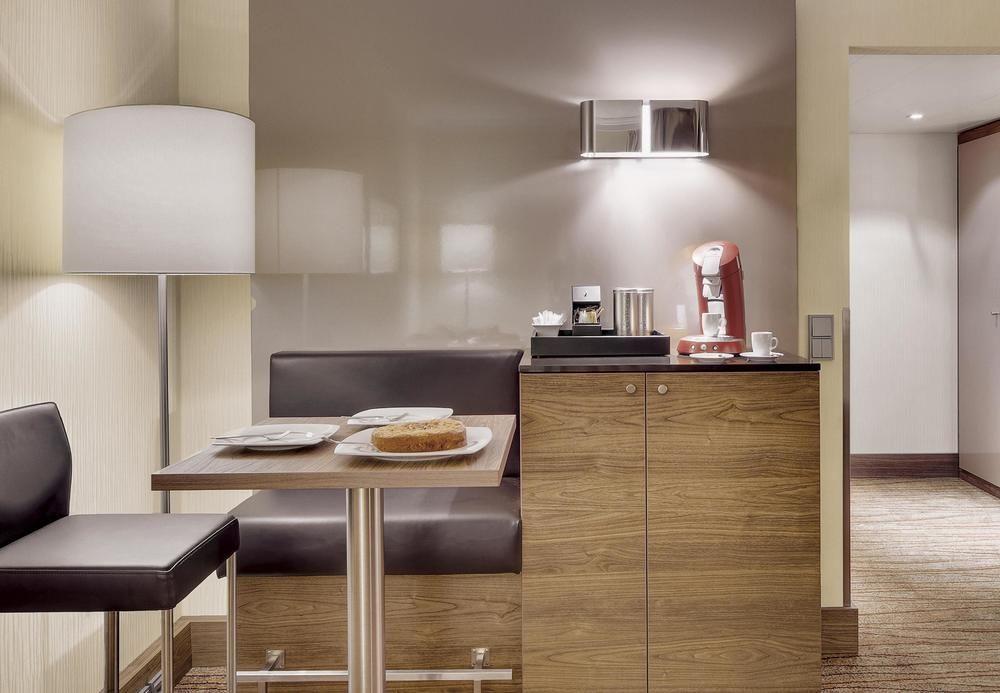 Hotel Courtyard By Marriott Linz Extérieur photo
