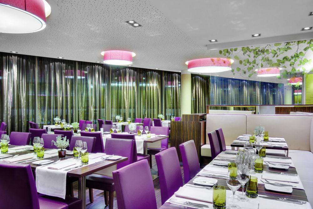 Hotel Courtyard By Marriott Linz Extérieur photo