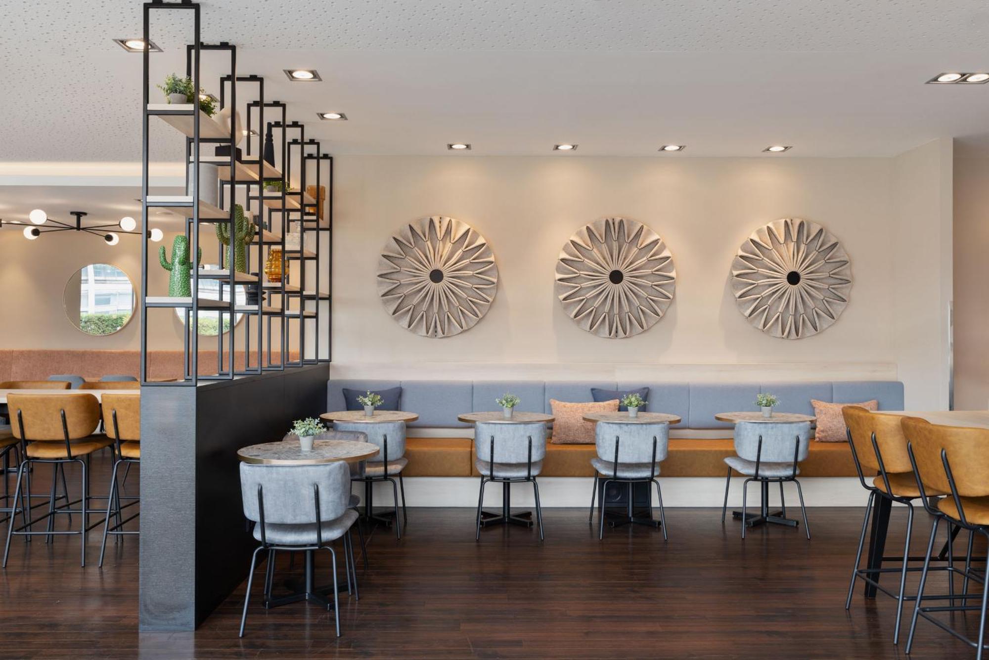 Hotel Courtyard By Marriott Linz Extérieur photo