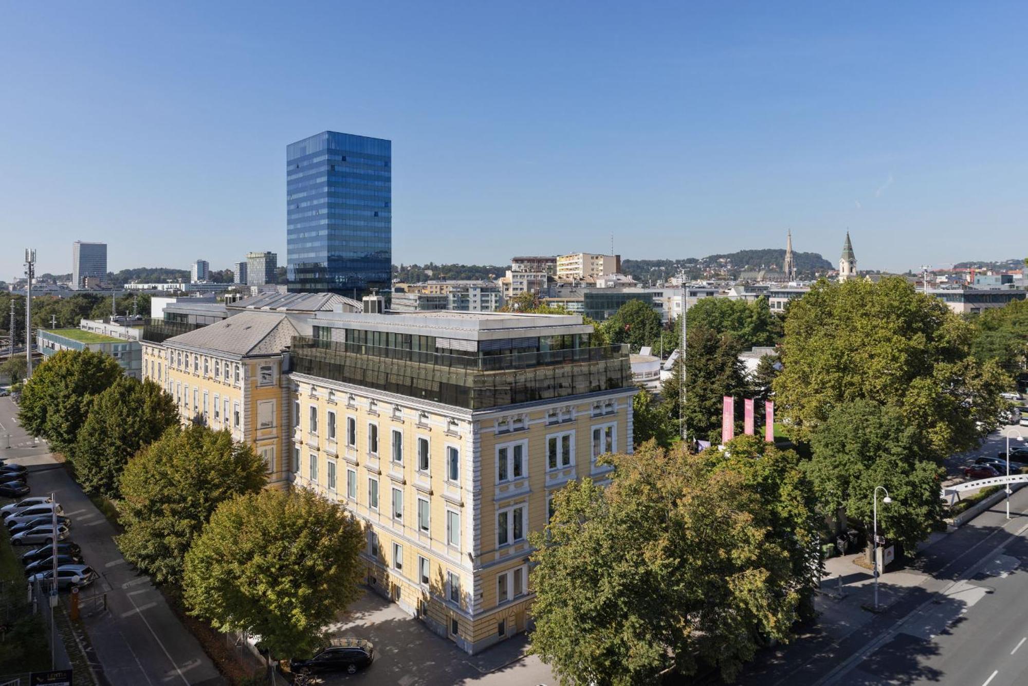 Hotel Courtyard By Marriott Linz Extérieur photo