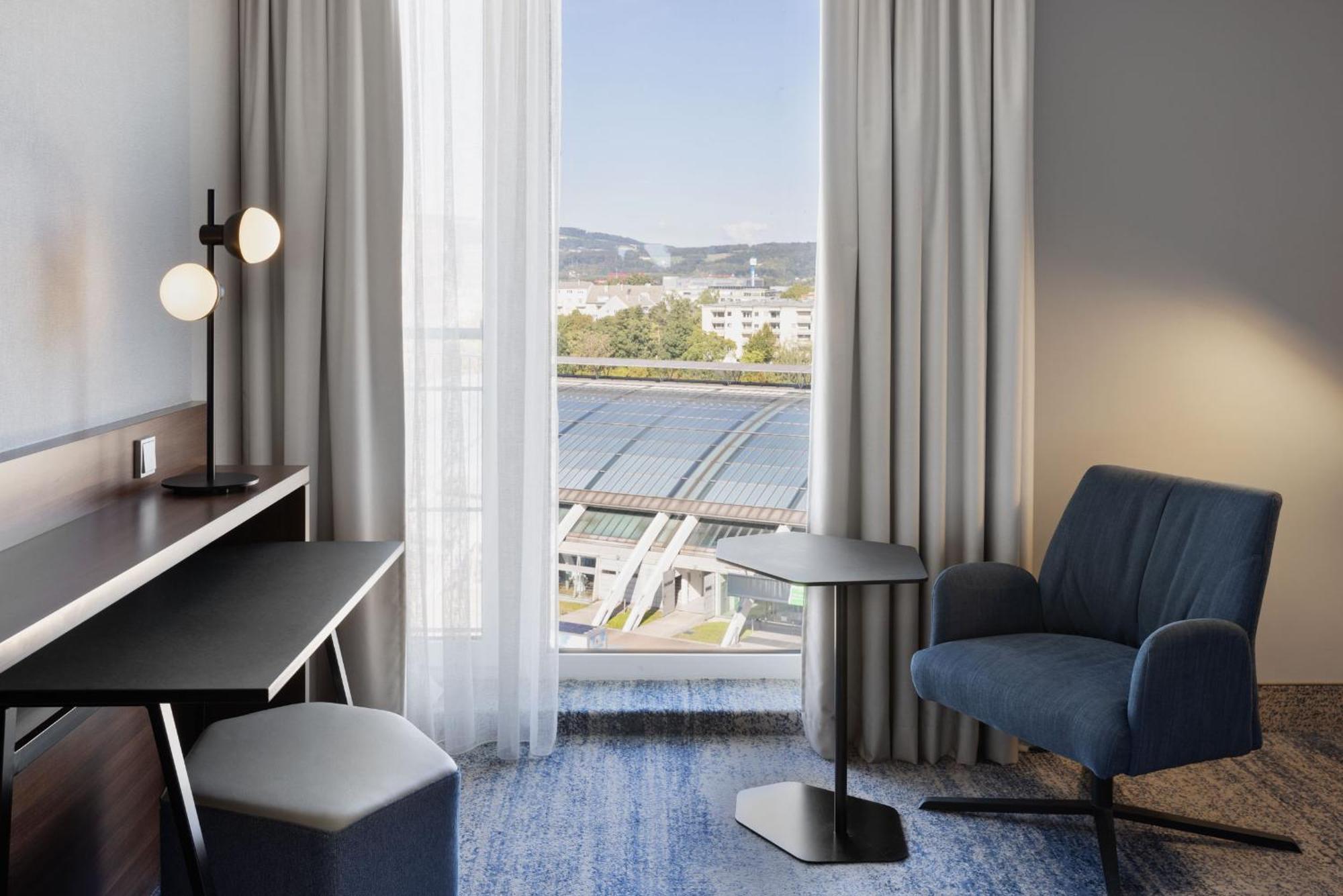 Hotel Courtyard By Marriott Linz Extérieur photo