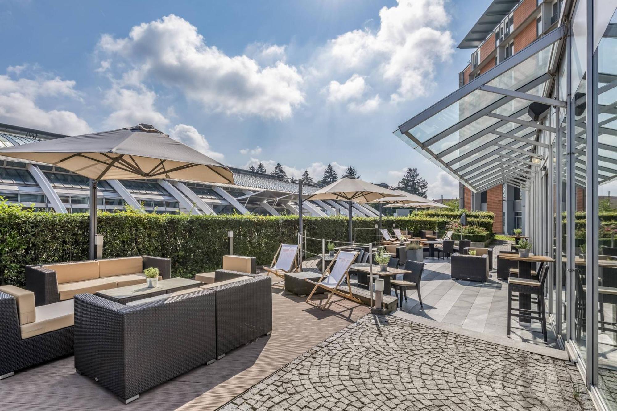 Hotel Courtyard By Marriott Linz Extérieur photo