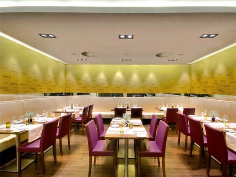 Hotel Courtyard By Marriott Linz Extérieur photo