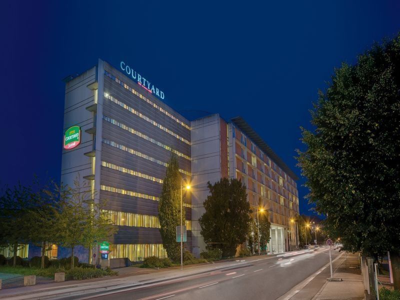 Hotel Courtyard By Marriott Linz Extérieur photo